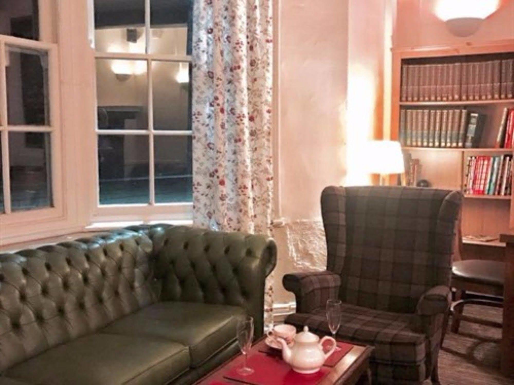 The Halford Hotel Halford  Luaran gambar