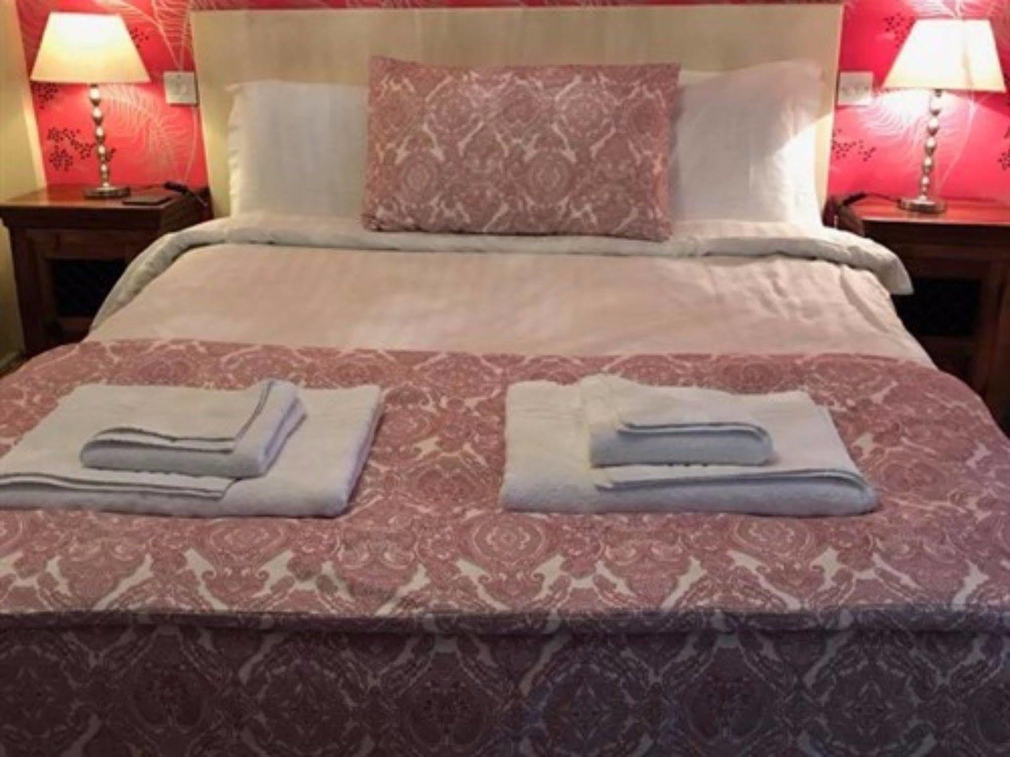 The Halford Hotel Halford  Luaran gambar